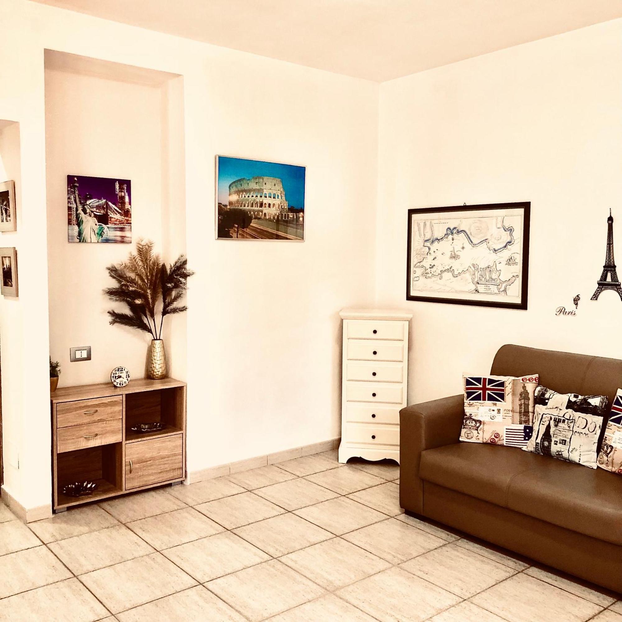 La Maison De Famille Appartamento Indipendente Con Cucina E Lavatrice オルビア エクステリア 写真